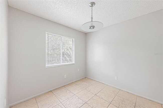 Building Photo - 46 N Fairfax Ave