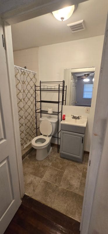 Foto del edificio - 4085 Canby Ln