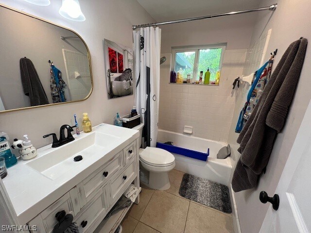 Foto principal - 2593 Poinciana St