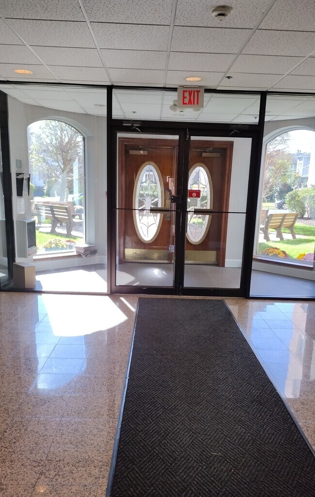 Foto del edificio - 290 Anderson St