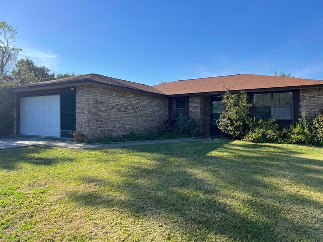 Foto del edificio - 33 Fernwood Lane