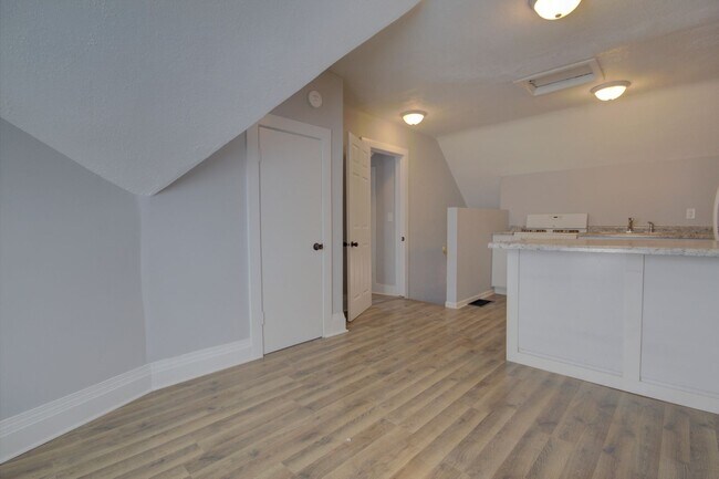 Building Photo - 1534 15th St