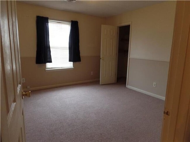 Foto del edificio - 3 Bedroom 1 Bathroom Home!