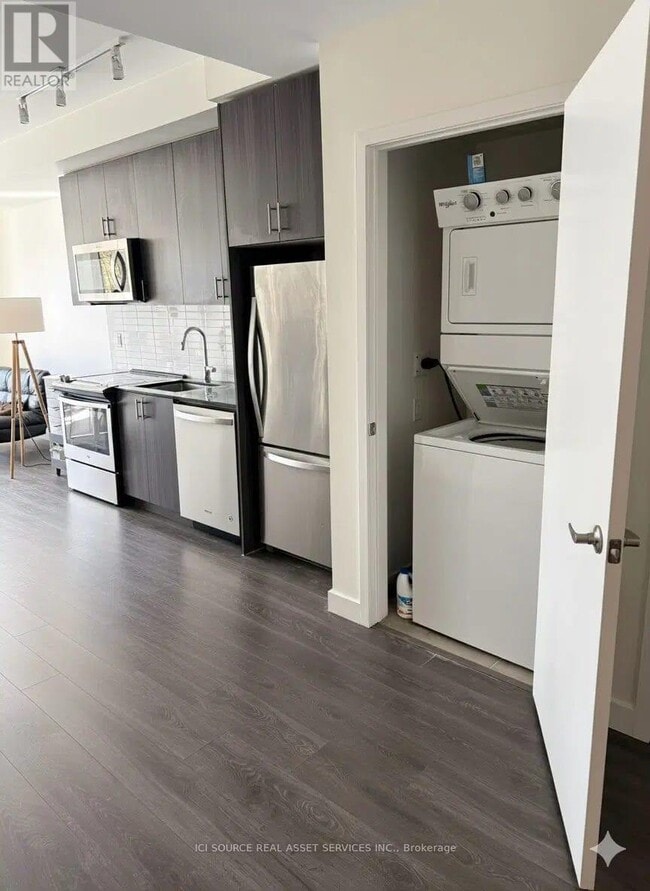 Photo du bâtiment - 210 Sabina Dr