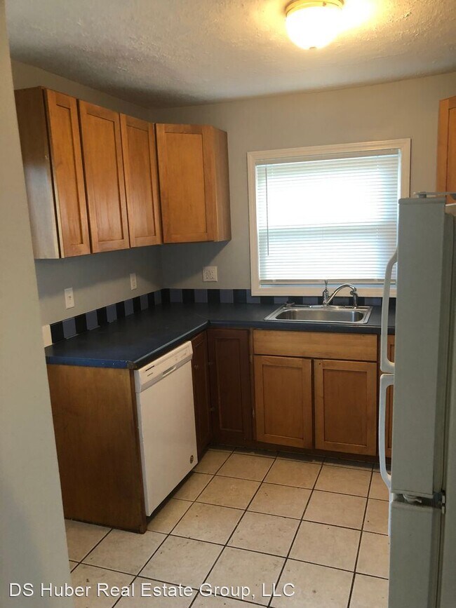 Building Photo - 2 br, 1.5 bath House - 1009 Euclid Place
