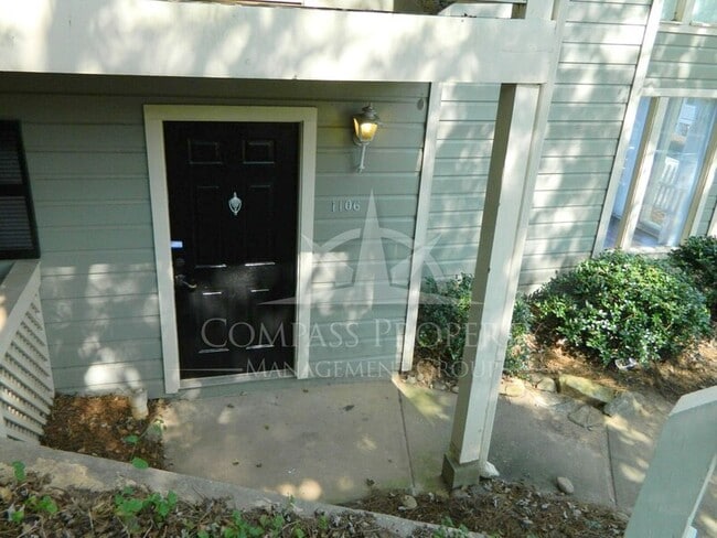 Building Photo - 1106 Natchez Trce