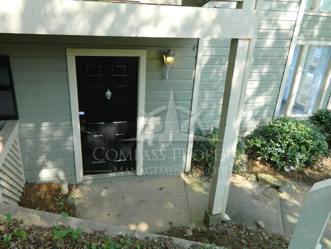 Foto del edificio - 1106 Natchez Trce