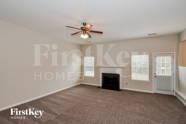 Building Photo - 5761 Harrier Ln