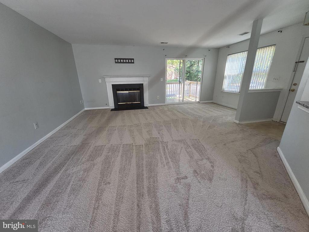 Primary Photo - 203 Fernwood Pl