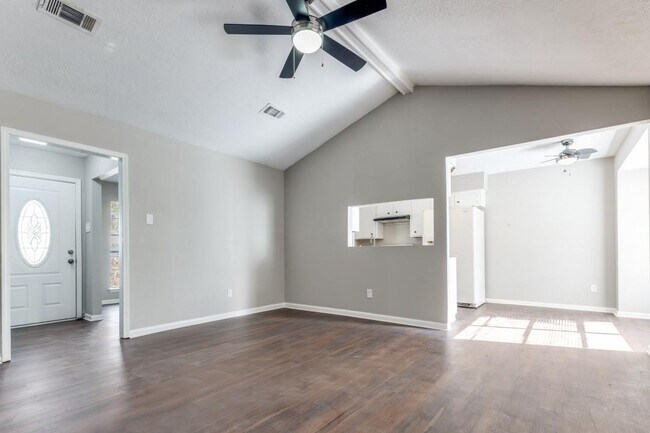 Foto del edificio - 3120 Royal St