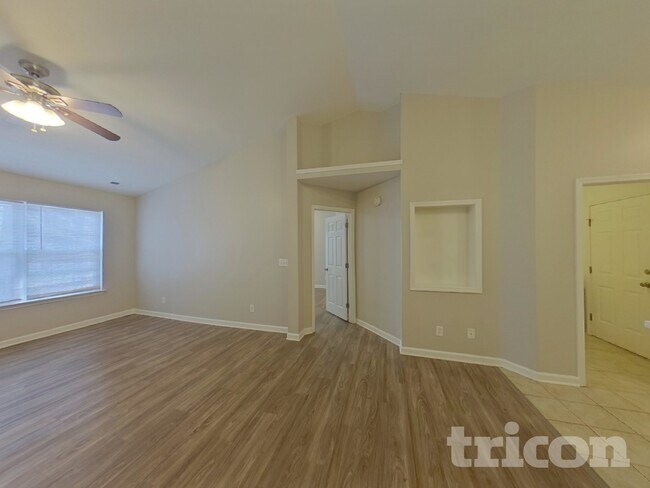 Foto del edificio - 6314 Spanish Moss Ln