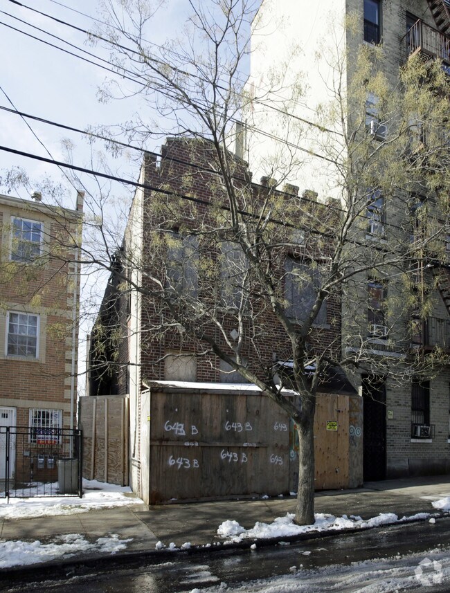 643 Barretto St, Bronx, NY 10474 Apartments Bronx, NY