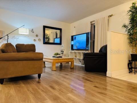 Building Photo - 18385 Hottelet Cir