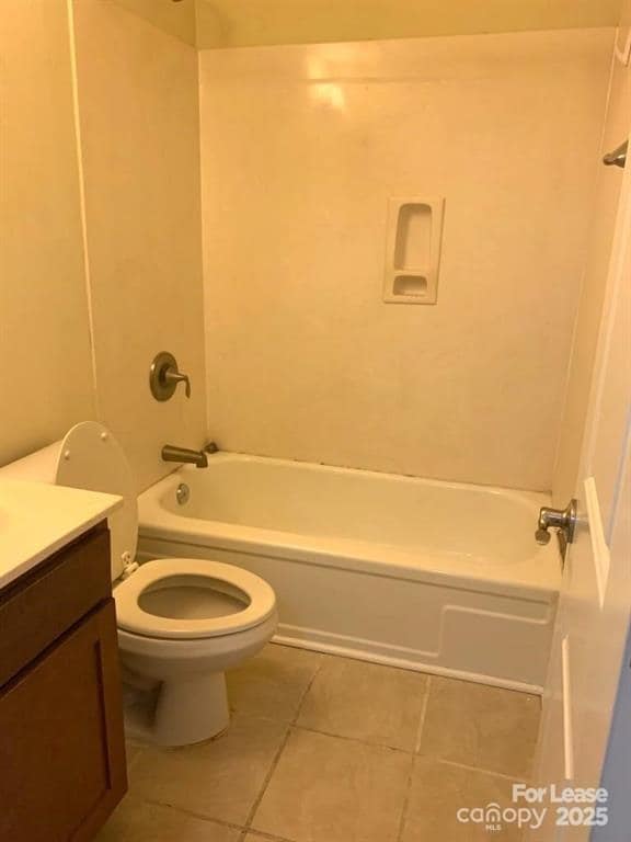 Building Photo - 1207 Green Oaks Ln