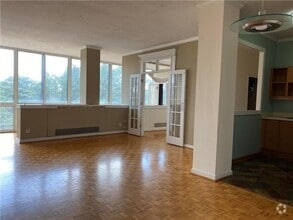 Building Photo - 3060 Pharr Ct N Northwest