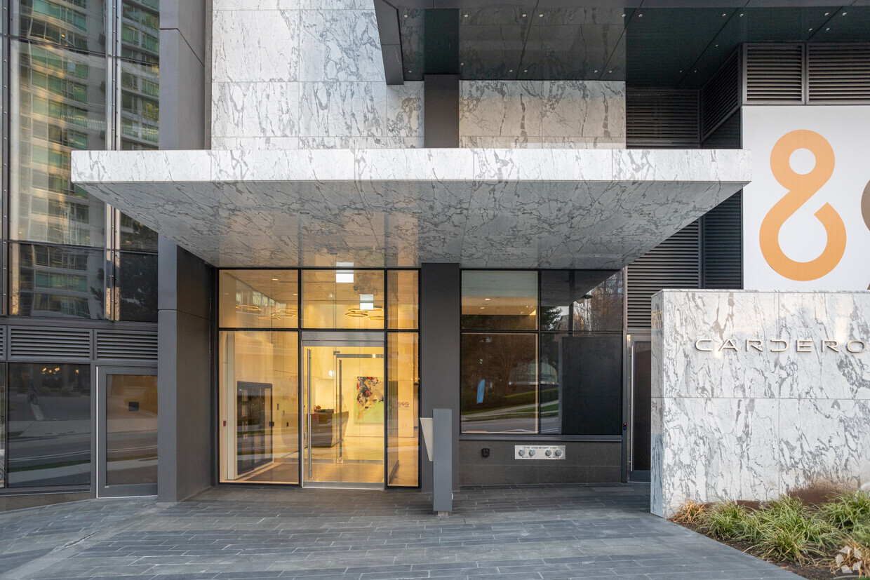 Entrance - Cardero