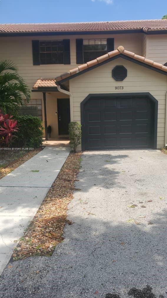 Foto del edificio - 9073 Vineyard Lake Dr