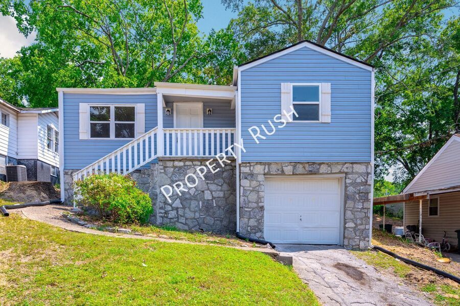 Foto principal - 204 Booth Rd