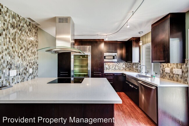 Foto del edificio - 2 br, 2.5 bath House - 185 Shelley Avenue