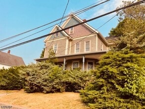 Building Photo - 20 Ryerson Ave