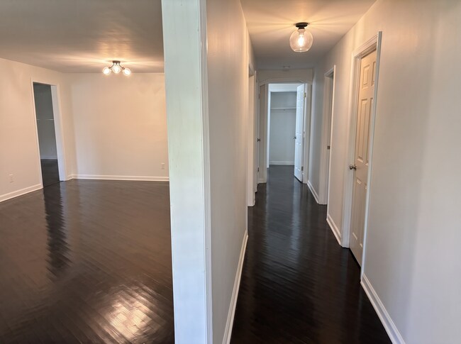 Foto del edificio - Freshly Renovated 3-Bedroom Home in Memphis | Available Now