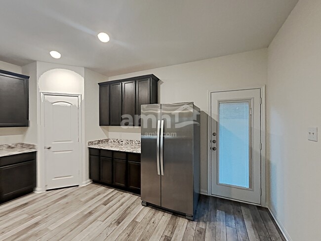 Building Photo - 1198 Treeta Trail