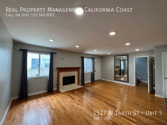 Foto del edificio - 1527 W 146th St