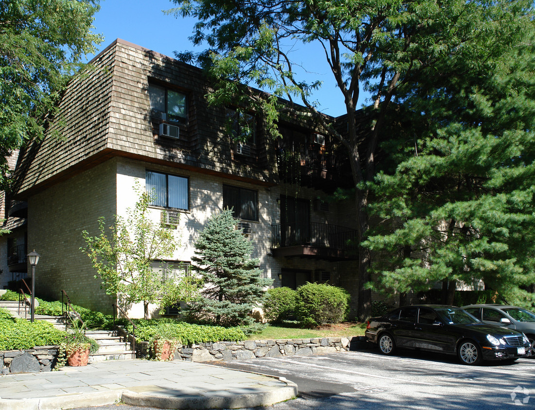 Foto del edificio - Scarsdale Meadows