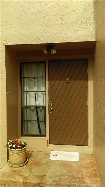 Foto del edificio - 931 NW 122nd Ter