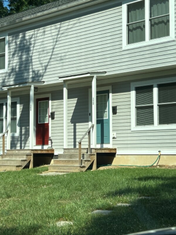 Primary Photo - 172 S Winchester Ave