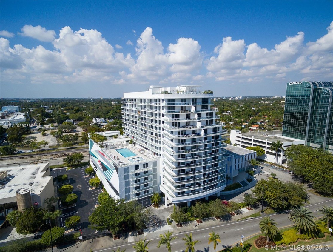 Condo On Biscayne Blvd