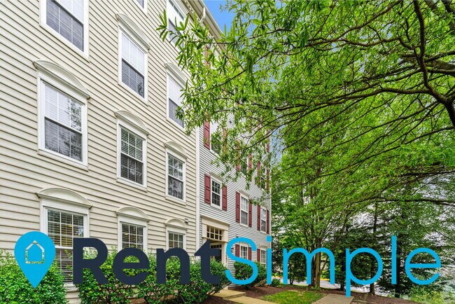 Foto del edificio - 8099 Gatehouse Rd