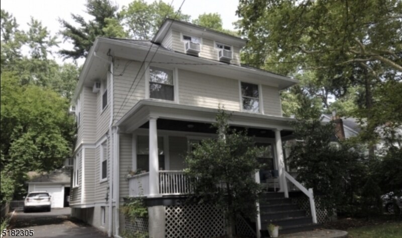 Foto principal - 61 Dunnell Rd