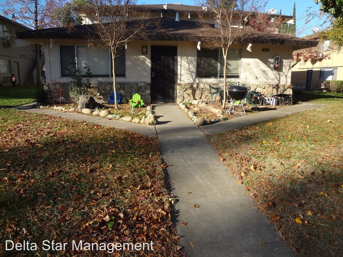 Primary Photo - 1321 Howe Ave