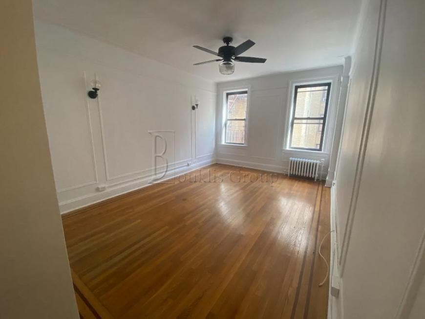 Building Photo - 1 bedroom in ASTORIA NY 11103