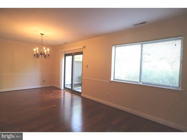 Foto del edificio - 231 Clover Hill Ct