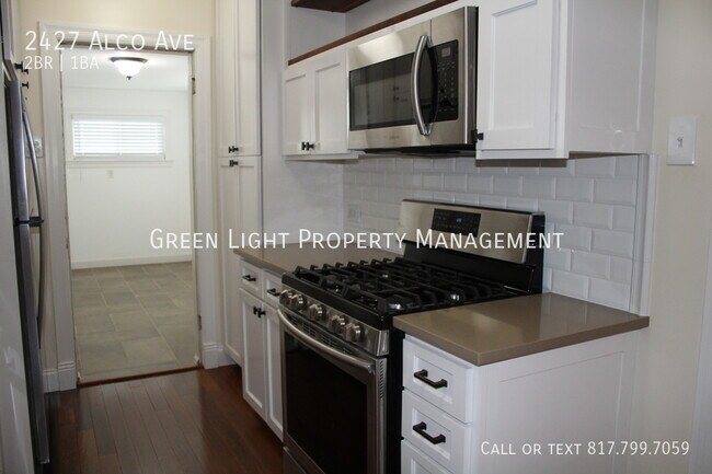 Building Photo - 2427 Alco Ave