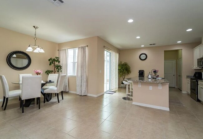 Building Photo - 13749 Beckman Dr