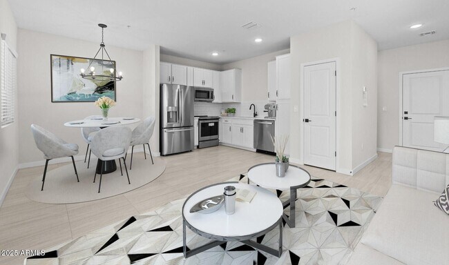 Foto del edificio - 7573 W Darrow St