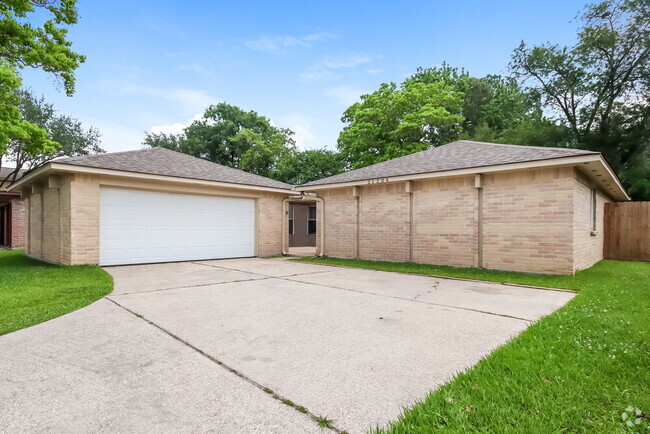 Building Photo - 21206 Waymare Ln
