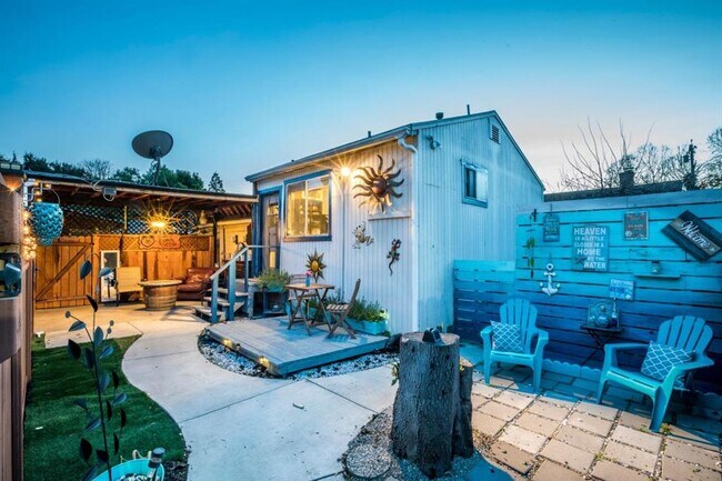Building Photo - 69 Sunol St