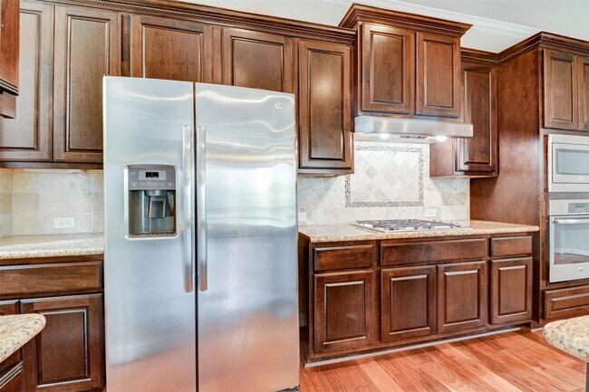 Foto del edificio - 1423 Upland Orchard Dr