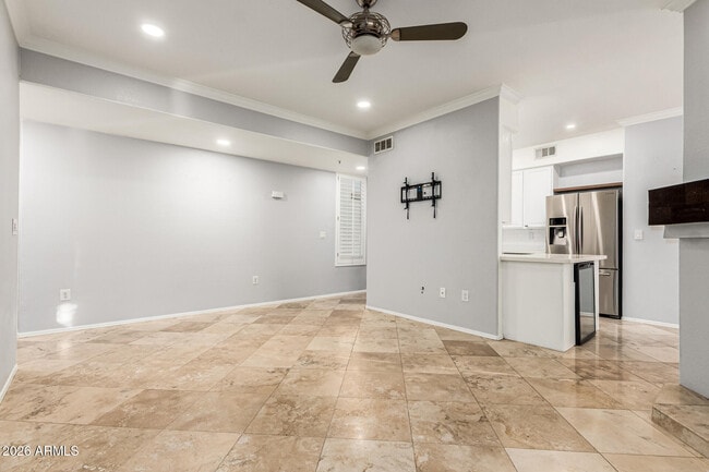 Building Photo - 2992 N Miller Rd