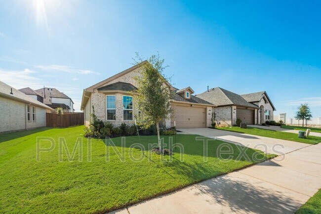 Building Photo - 605 Portina Dr