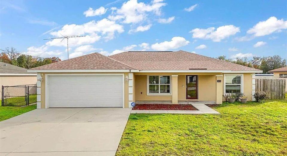 Primary Photo - 9698 SE 157th Ln