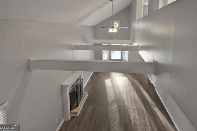 Building Photo - 5883 Brookside Dr SE