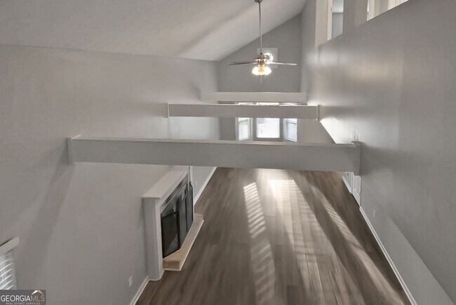 Foto del edificio - 5883 Brookside Dr SE