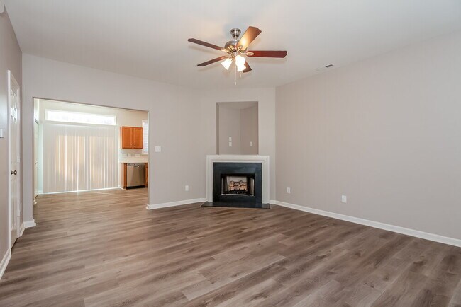 Foto del edificio - 2642 Oasis Ln