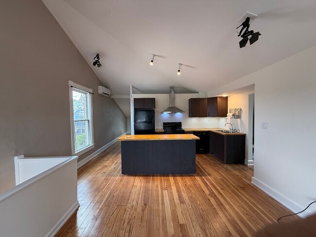 Photo - 401 Fairfield Ave (Bellevue, KY) Apartment
