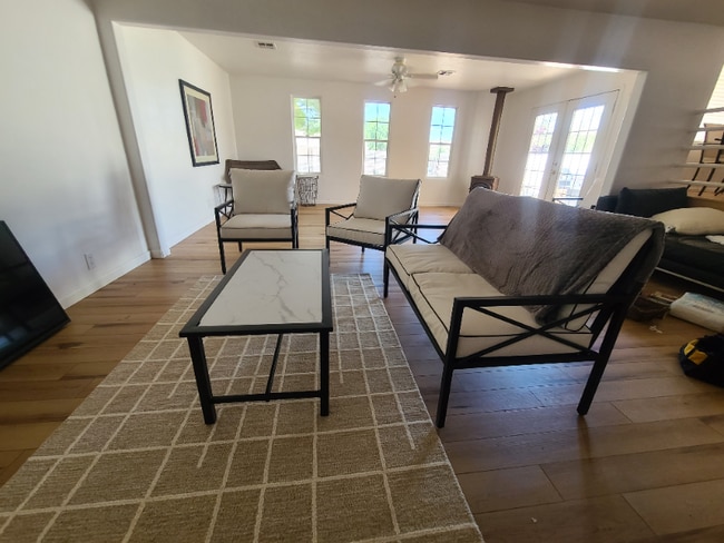 Building Photo - 991 N 2100 W